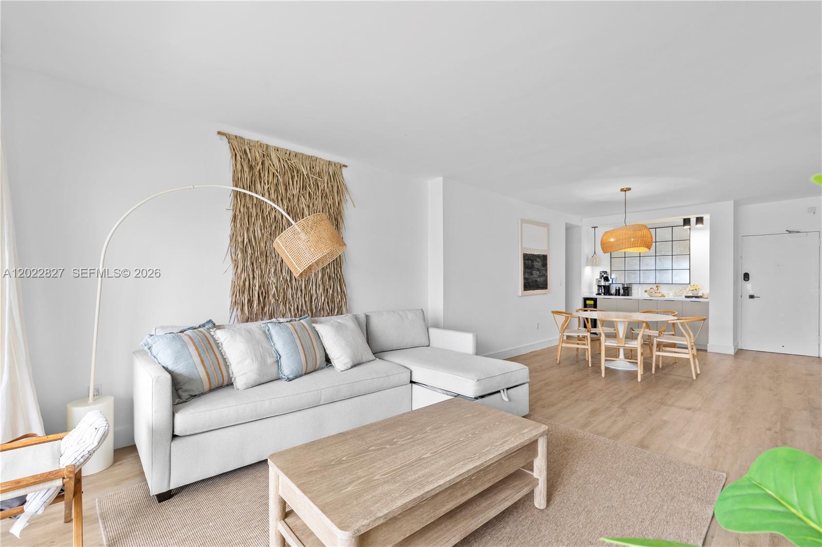 1504 1 / 2 762 sq. ft. $ 2026-05-20 0 Photo