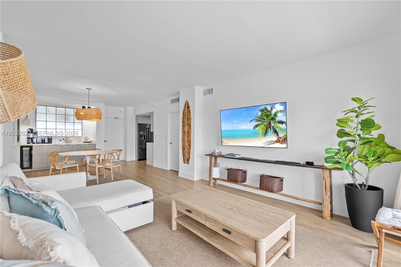 1504 1 / 2 762 sq. ft. $ 2026-05-20 0 Photo