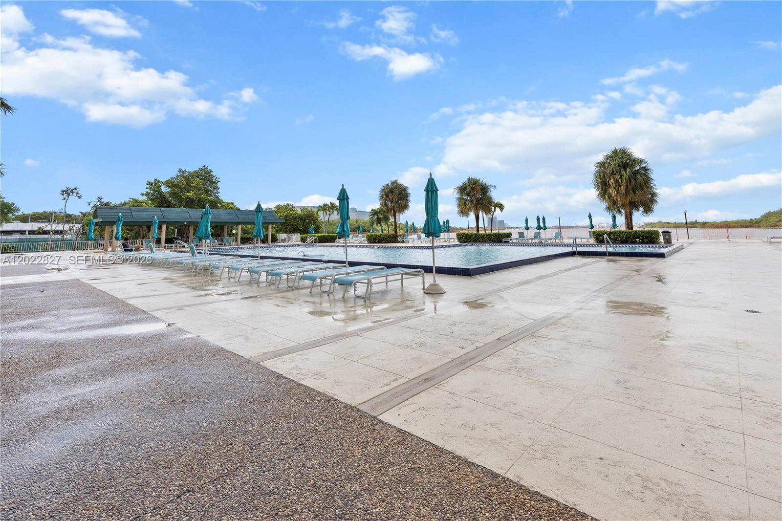 1504 1 / 2 762 sq. ft. $ 2026-05-20 0 Photo