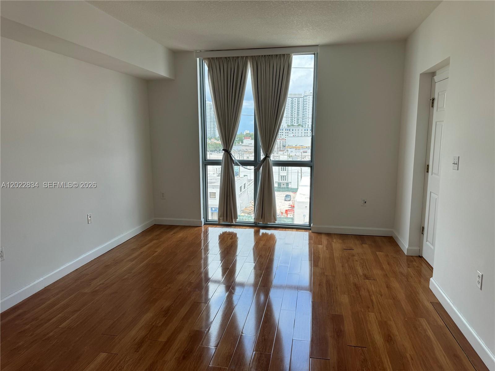 Photo of 140 Dixie Hwy  #521, Hollywood, Florida, 33020 - 