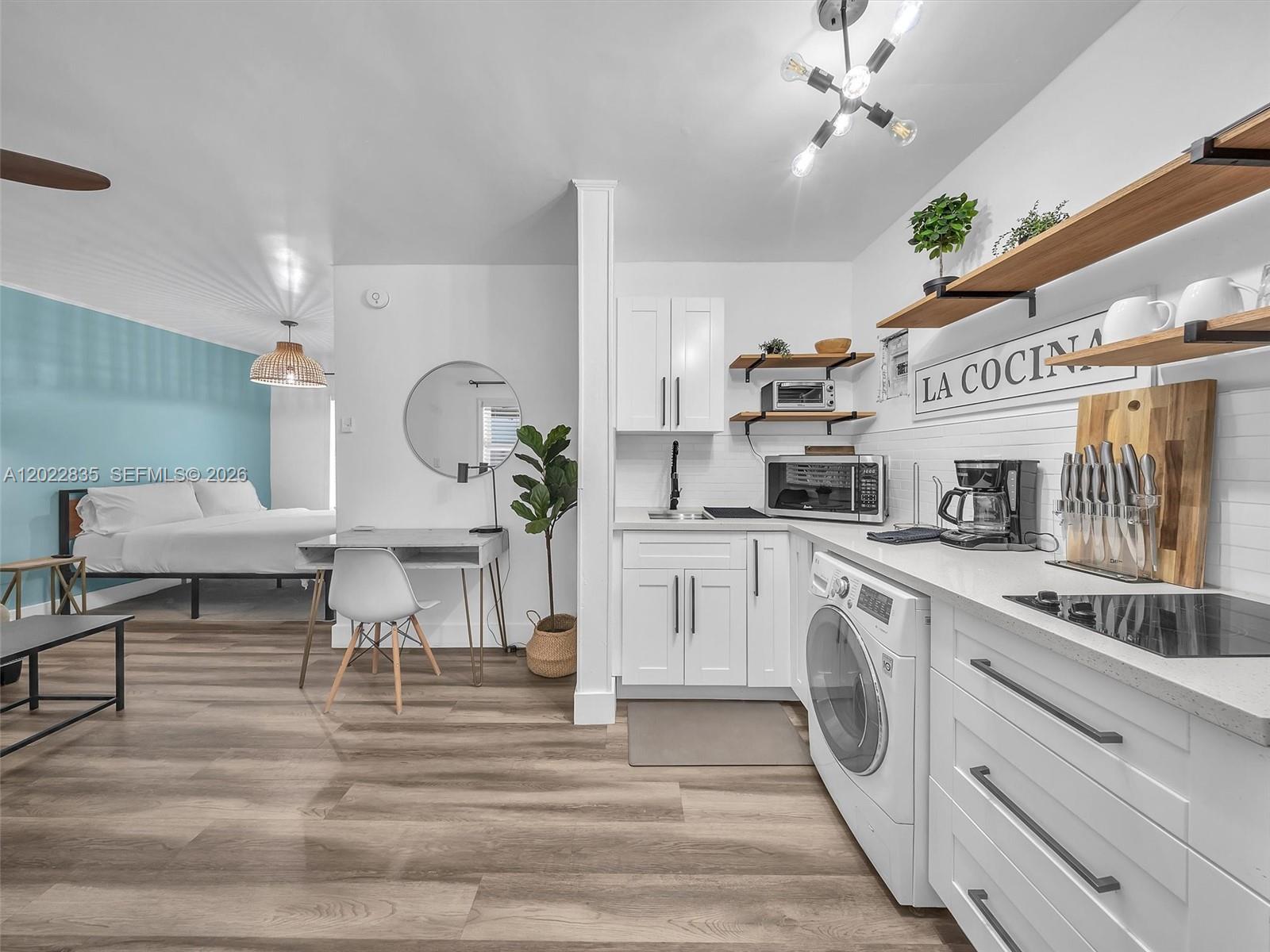 See details / 2276 sq. ft. $ 2026-05-20 0 Photo