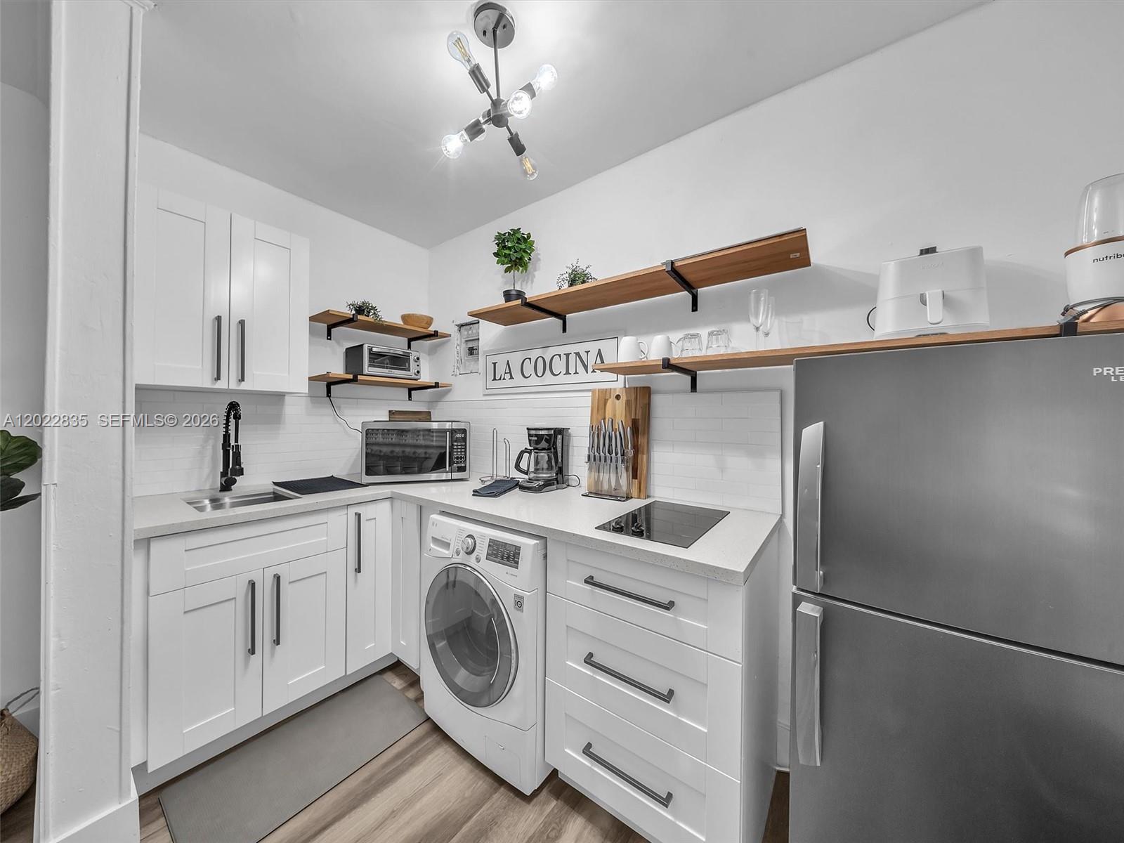 See details / 2276 sq. ft. $ 2026-05-20 0 Photo