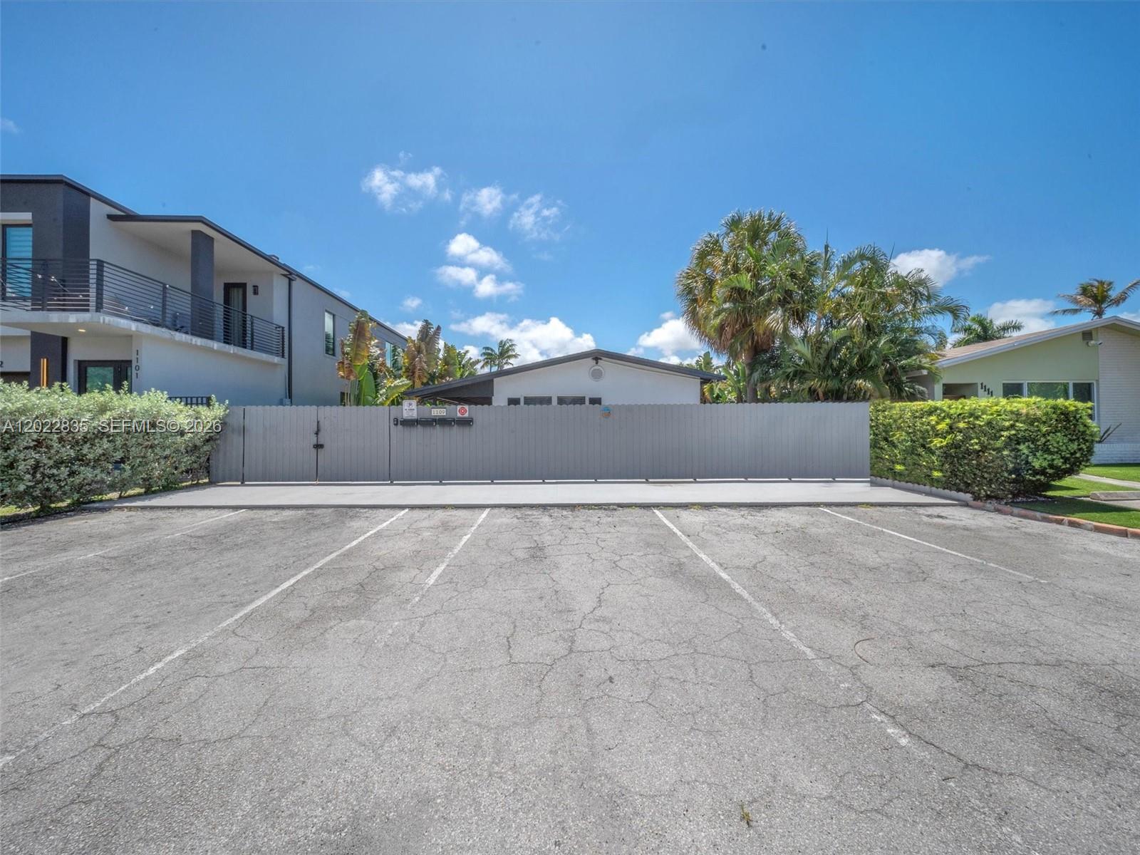 See details / 2276 sq. ft. $ 2026-05-20 0 Photo