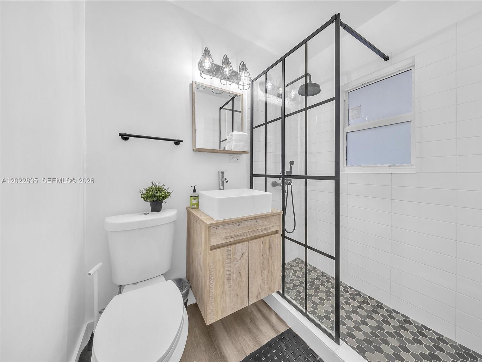 See details / 2276 sq. ft. $ 2026-05-20 0 Photo