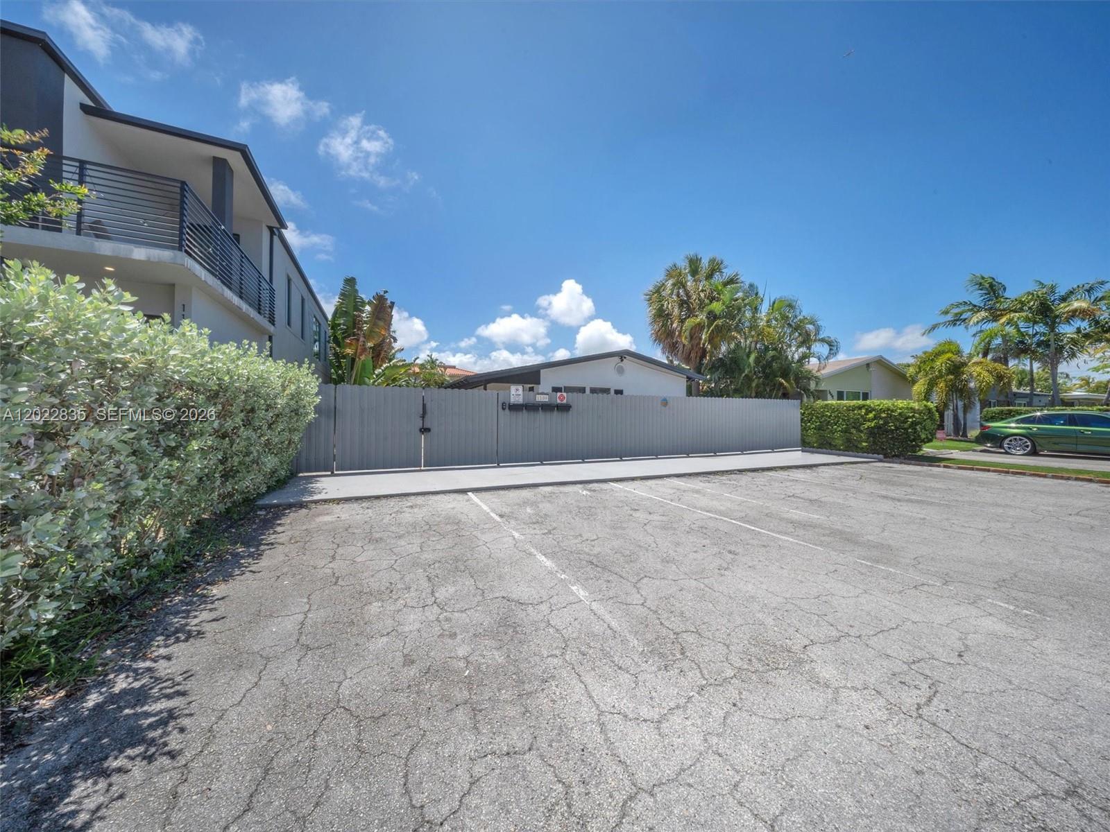 See details / 2276 sq. ft. $ 2026-05-20 0 Photo