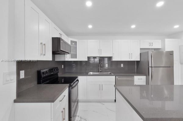 Photo of 19390 Collins Ave #817, Sunny Isles Beach, Florida, 33160 -