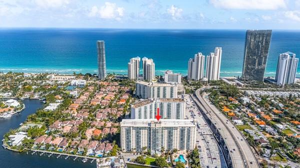Photo of 19390 Collins Ave #817, Sunny Isles Beach, Florida, 33160 -