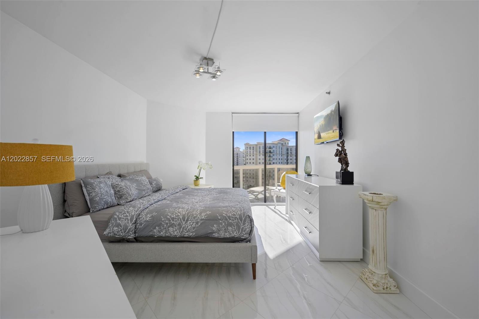 Photo of 20185 Country Club Dr  #1104, Aventura, Florida, 33180 - 