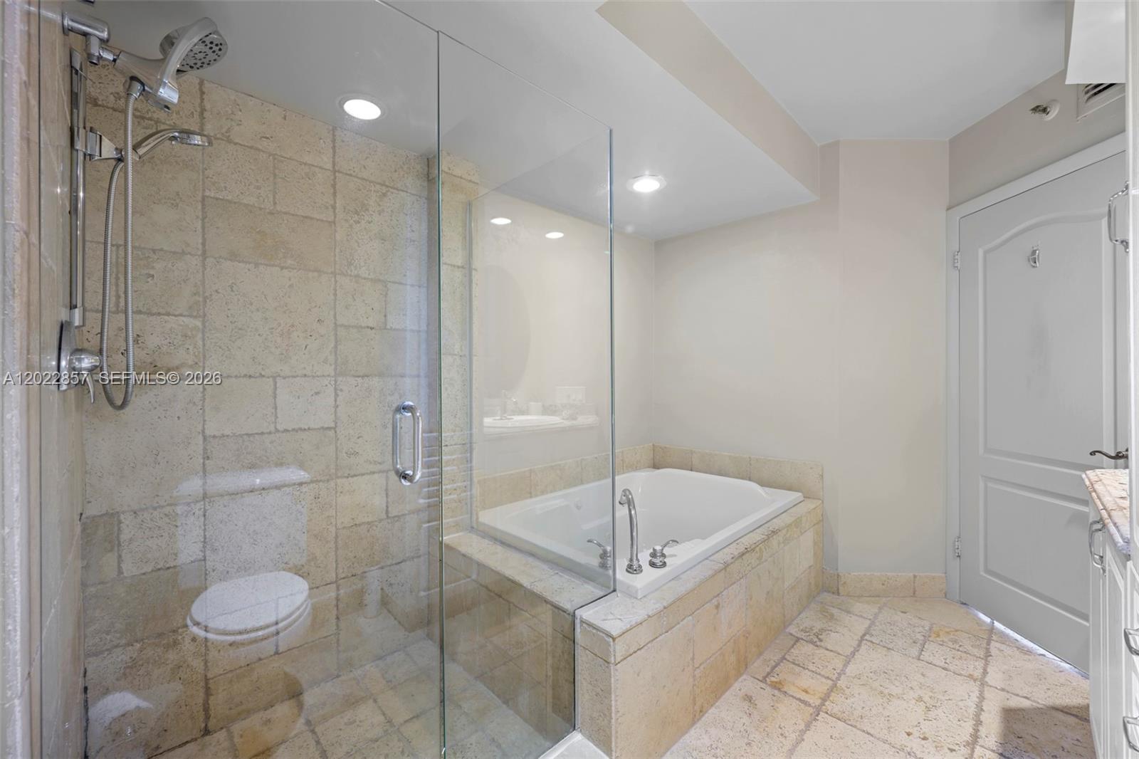Photo of 20185 Country Club Dr  #1104, Aventura, Florida, 33180 - 