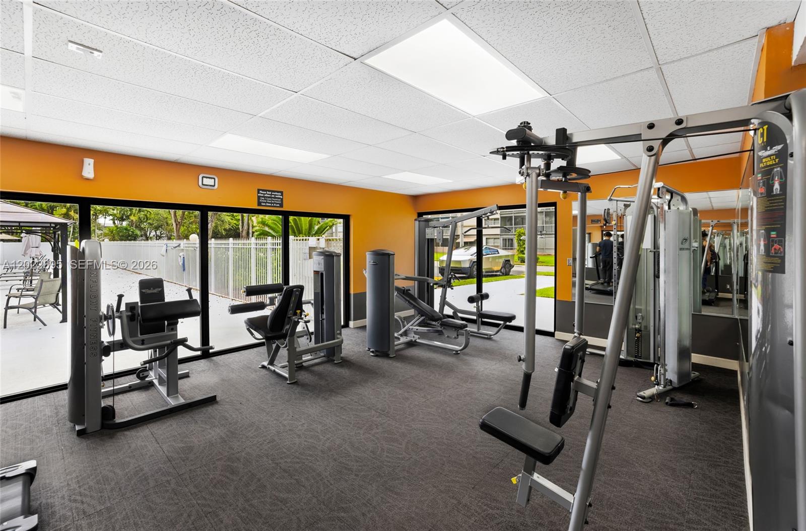 212 1 / 2 775 sq. ft. $ 2026-05-20 0 foto