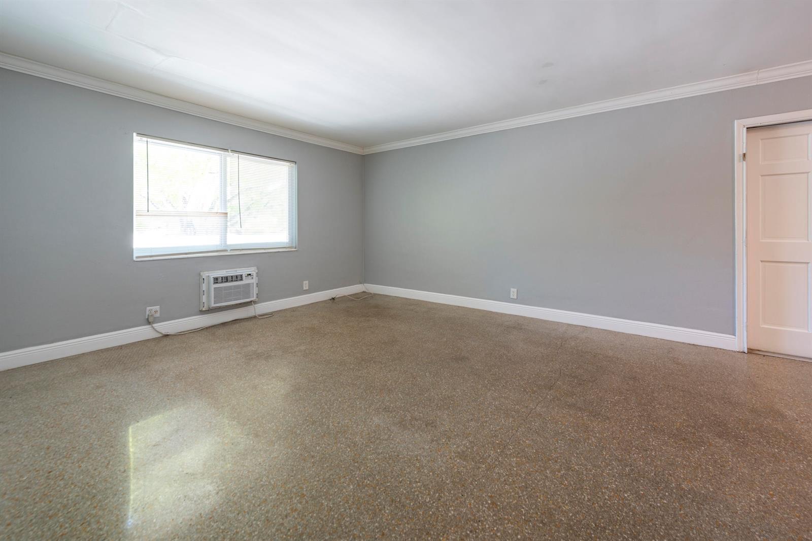 See details 1-8 / 0 sq. ft. $ 2026-06-12 0 Photo