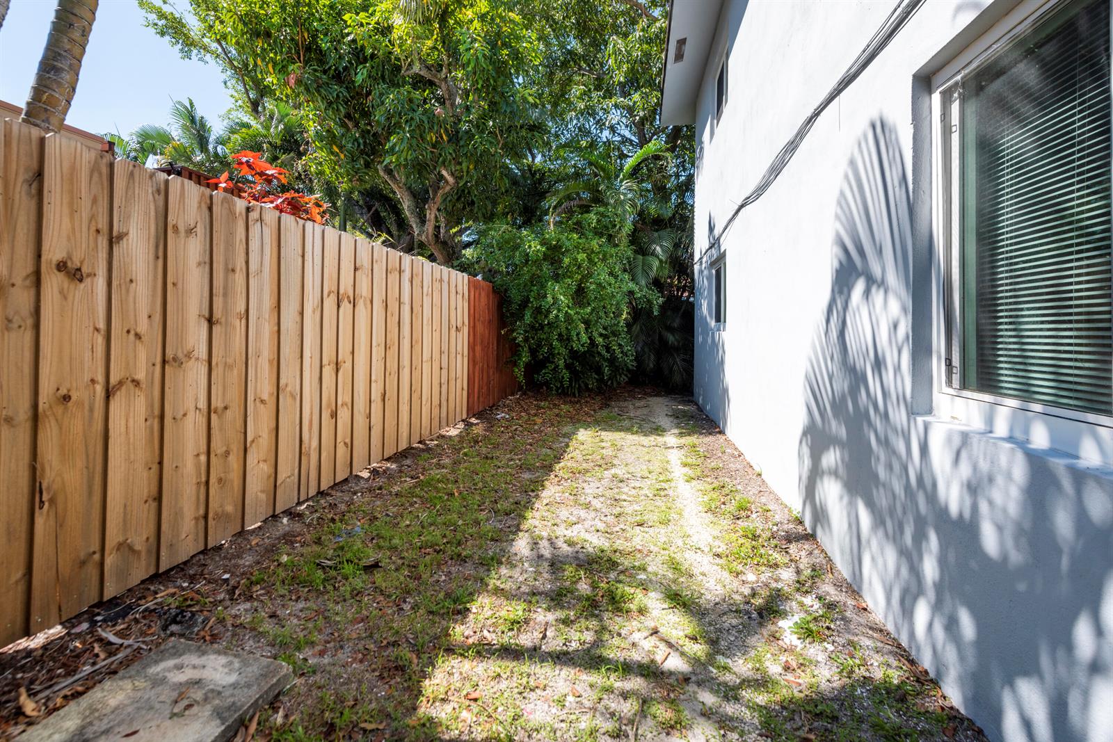 See details 1-8 / 0 sq. ft. $ 2026-06-12 0 Photo