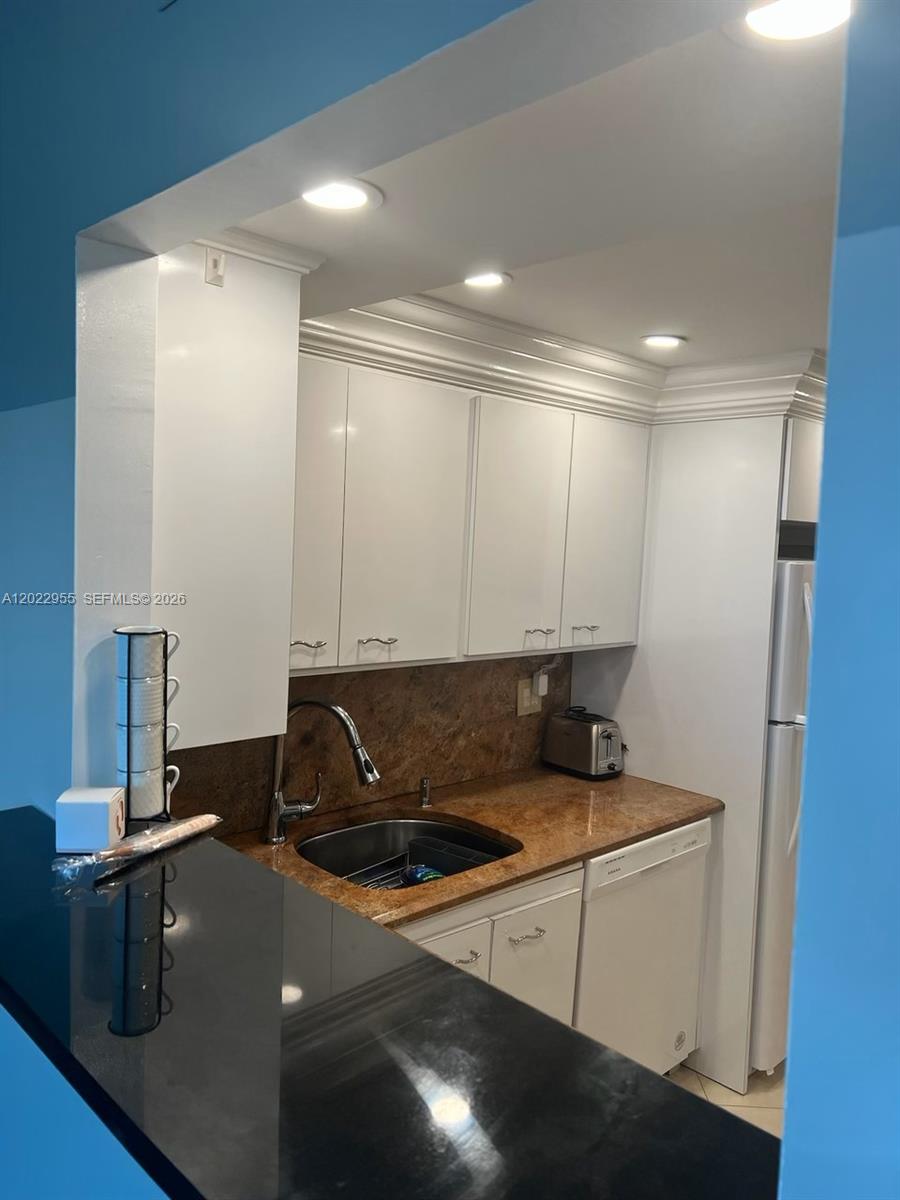 Photo of 2017 Ocean Dr  #808, Hallandale Beach, Florida, 33009 - 