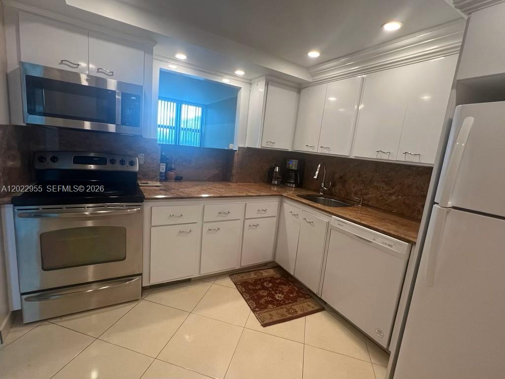 Photo of 2017 Ocean Dr  #808, Hallandale Beach, Florida, 33009 - 