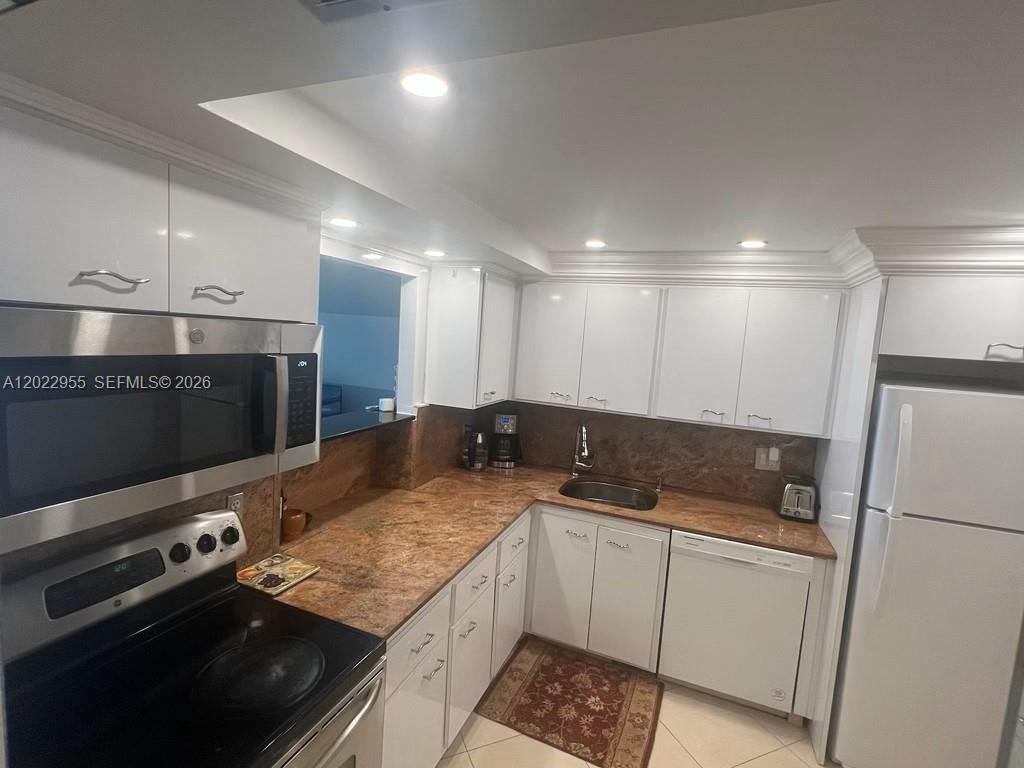 Photo of 2017 Ocean Dr  #808, Hallandale Beach, Florida, 33009 - 