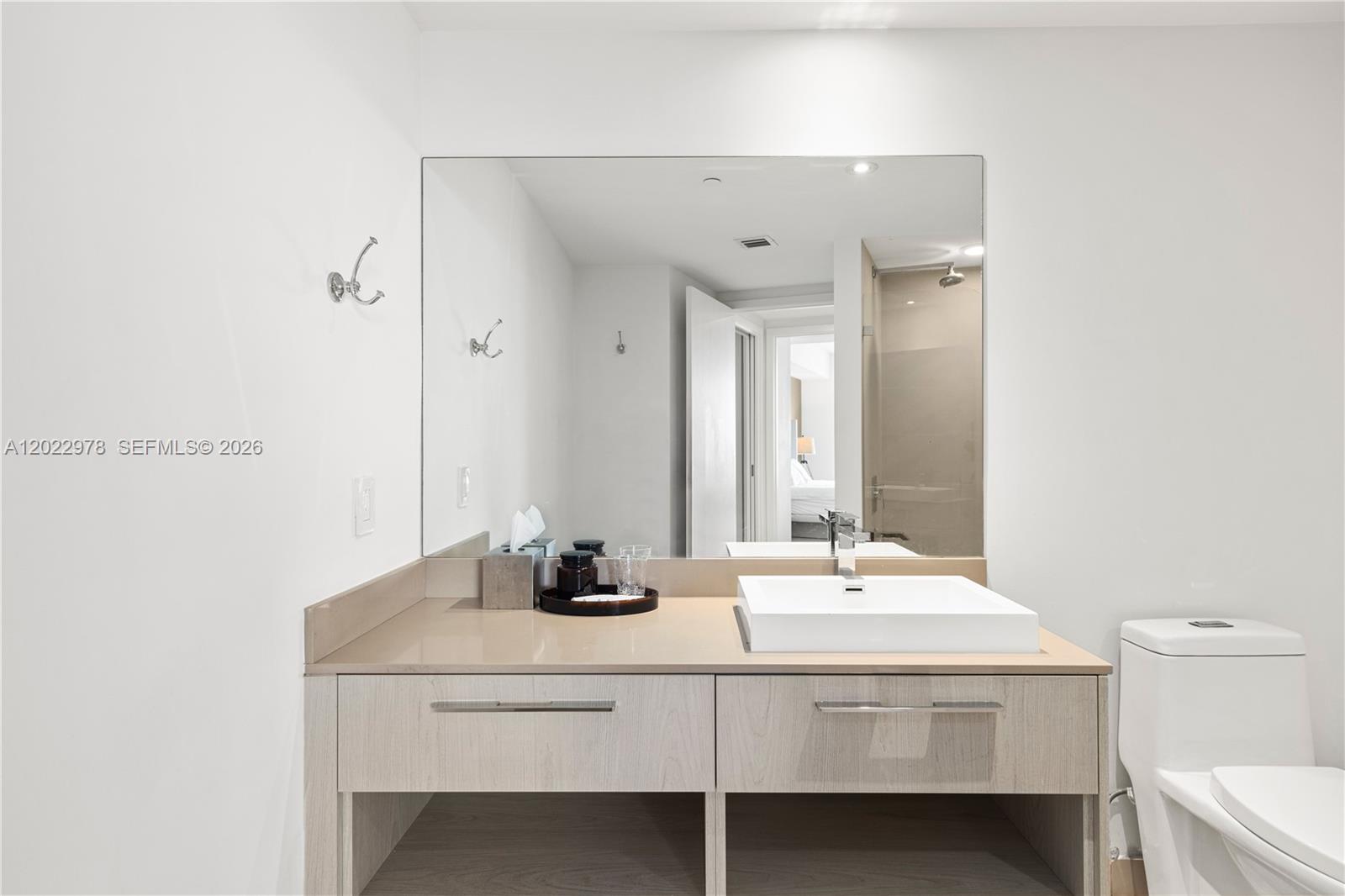 2209 1 / 1 841 sq. ft. $ 2026-05-21 0 Photo