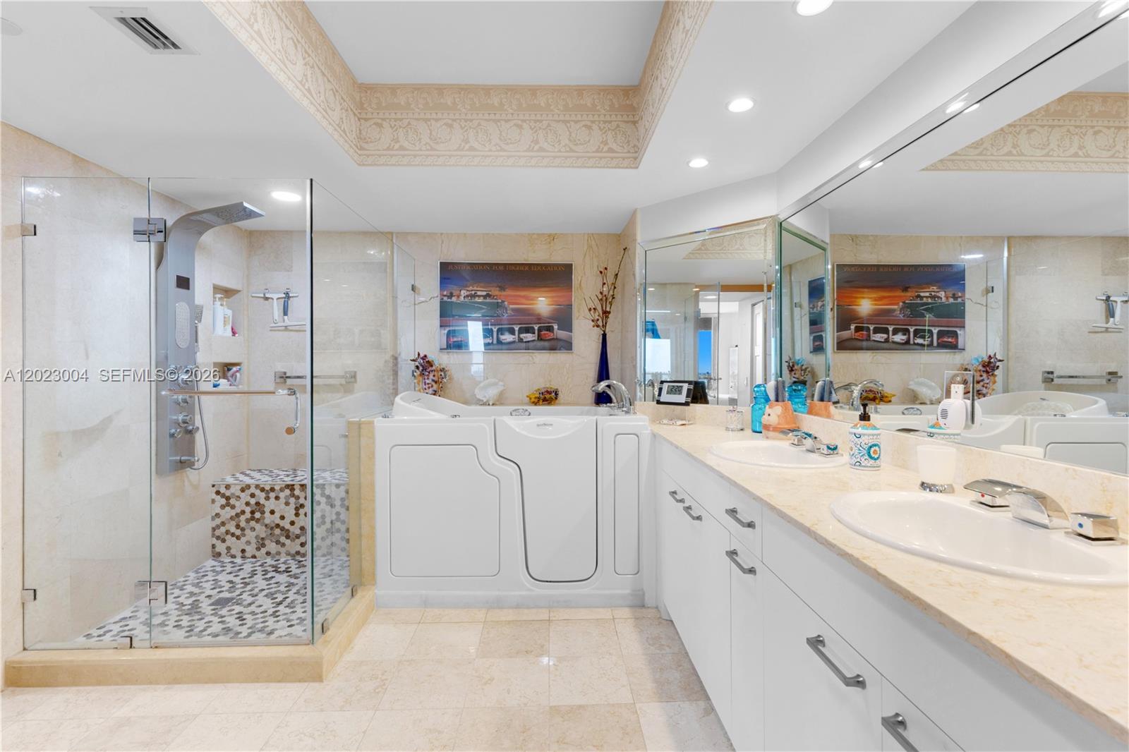 Photo of 21055 Yacht Club Dr  #2704, Aventura, Florida, 33180 - 