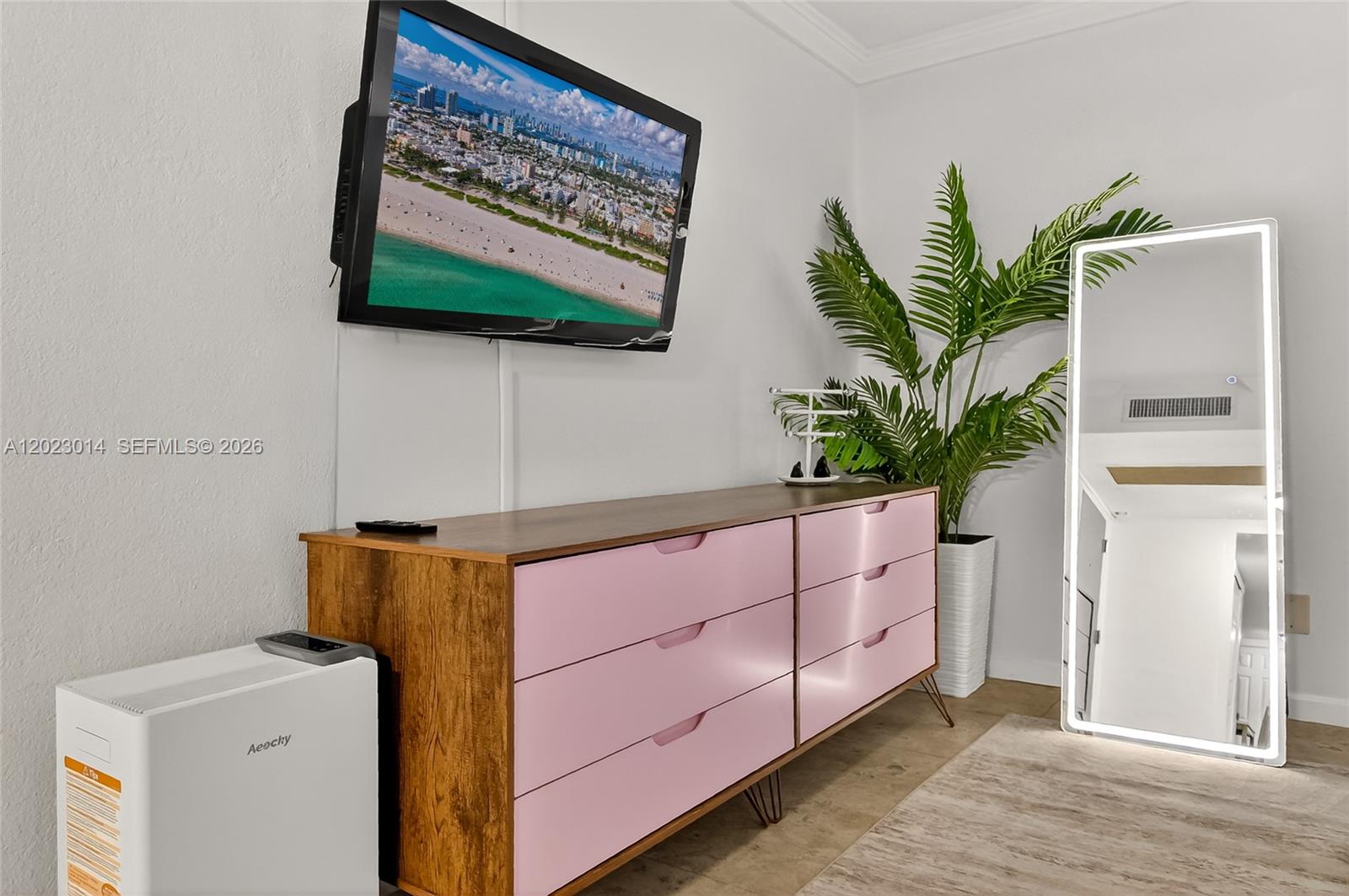 Photo of 19201 Collins Ave  #949, Sunny Isles Beach, Florida, 33160 - 