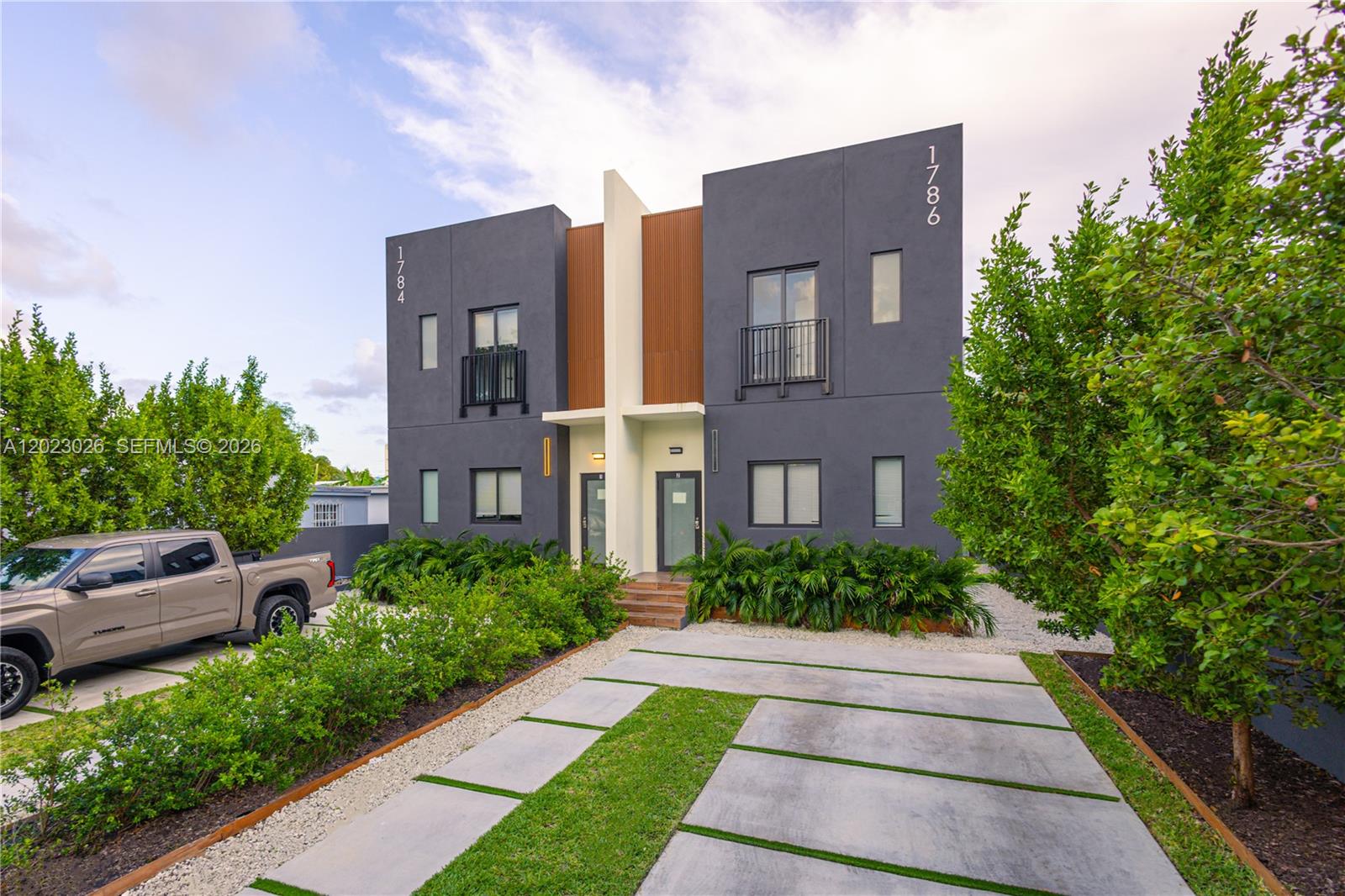 See details / sq. ft. $ 2026-05-21 0 Photo