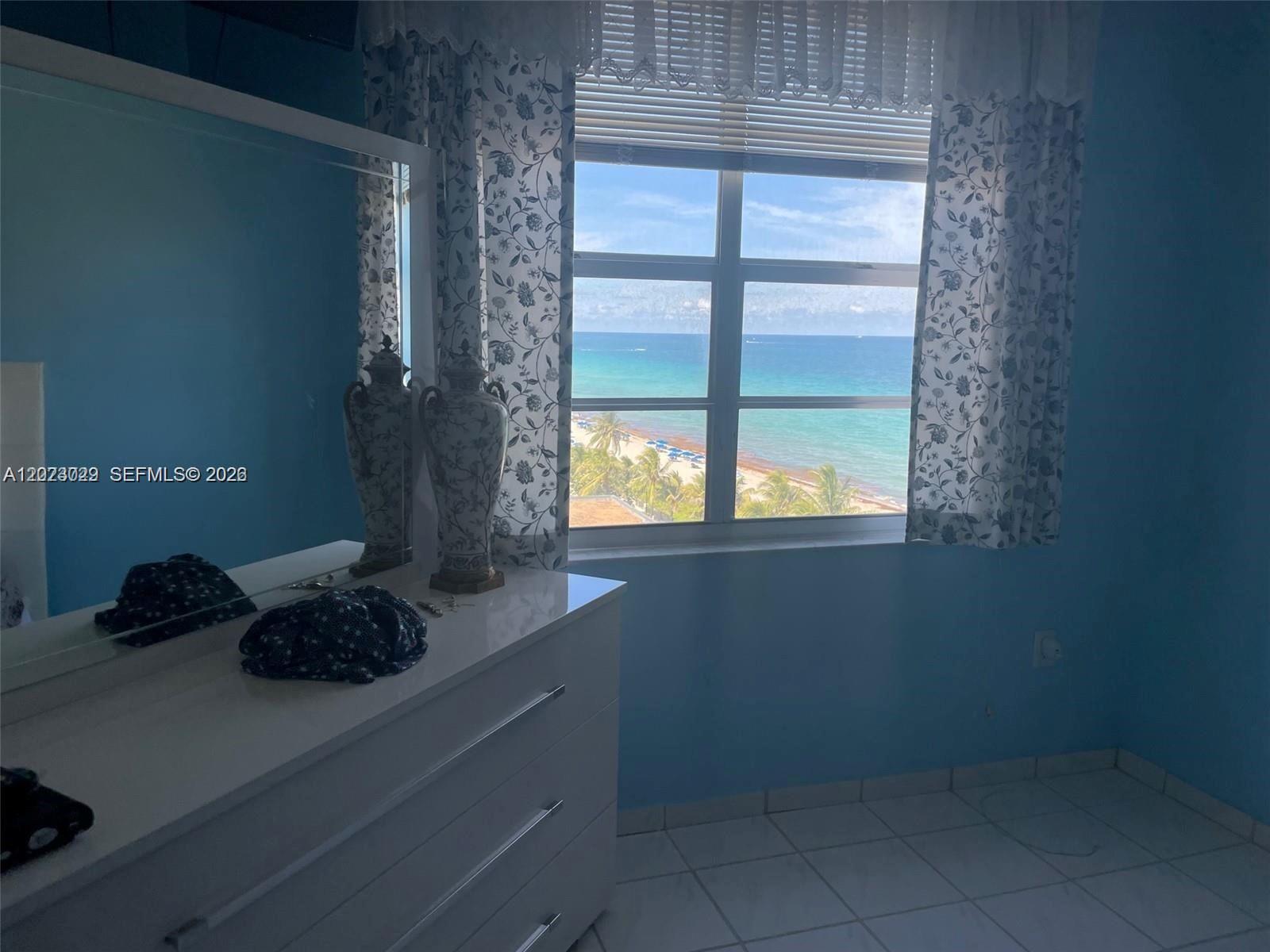 8K 1 / 2 870 sq. ft. $ 2026-05-27 0 Photo