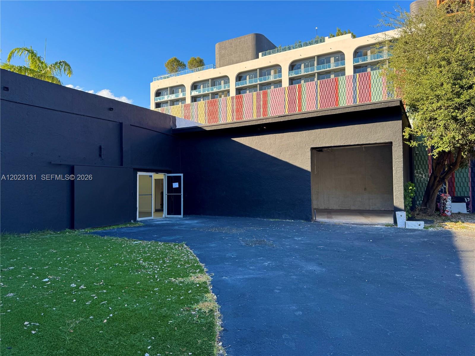 See details / sq. ft. $ 2026-05-21 0 Photo