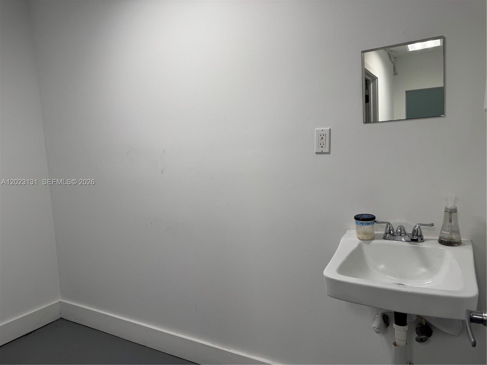 See details / sq. ft. $ 2026-05-21 0 Photo