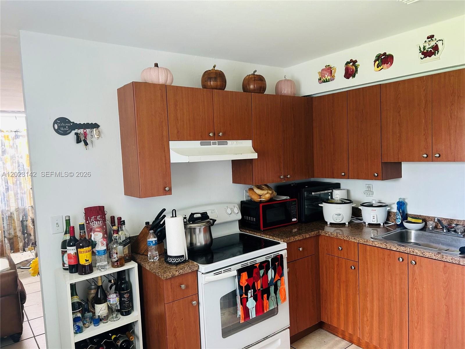 See details / 1566 sq. ft. $ 2026-05-21 0 Photo