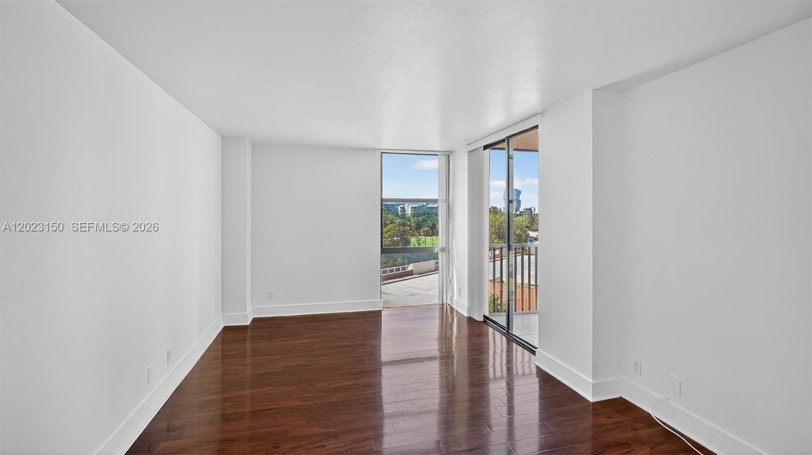 Photo of 20335 Country Club Dr  #502, Aventura, Florida, 33180 - 