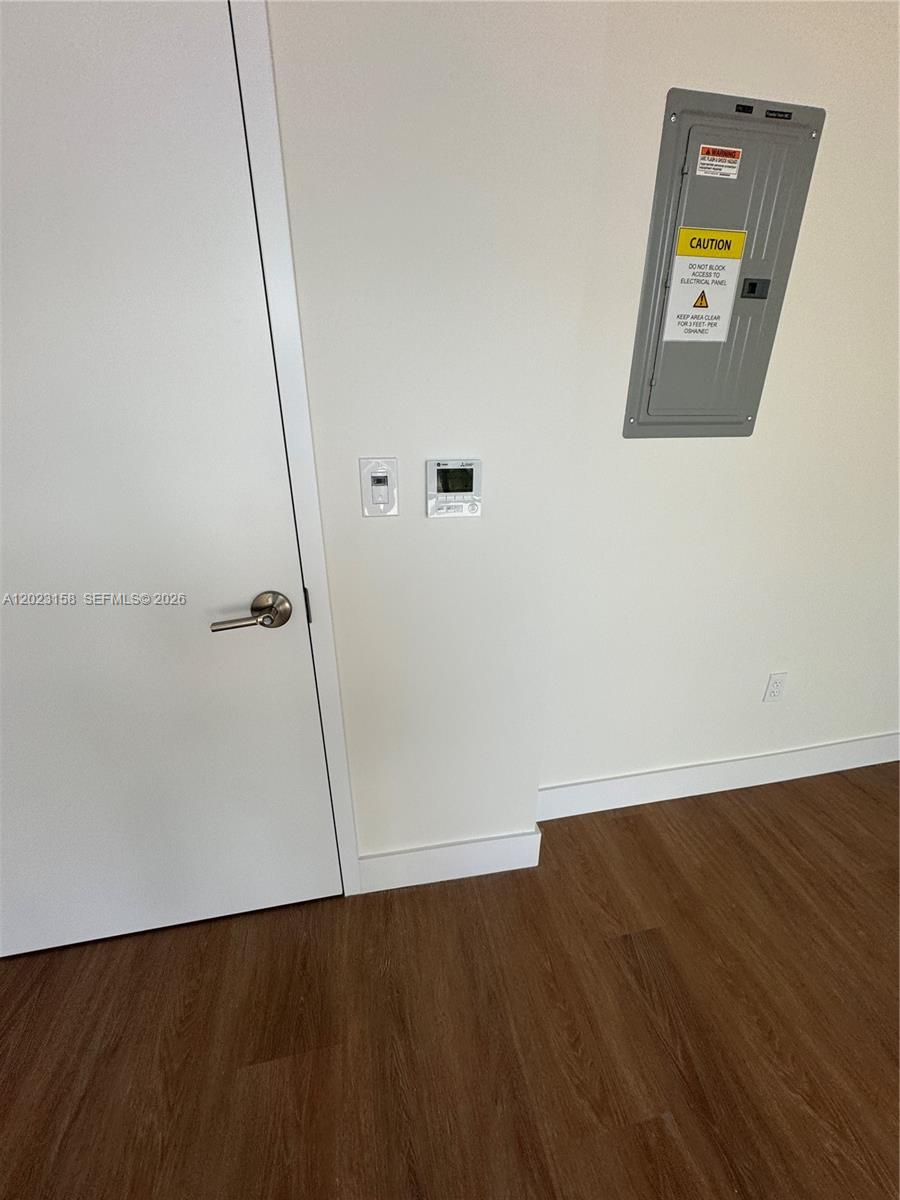 208  /   sq. ft. $ 2026-05-21 0 Photo
