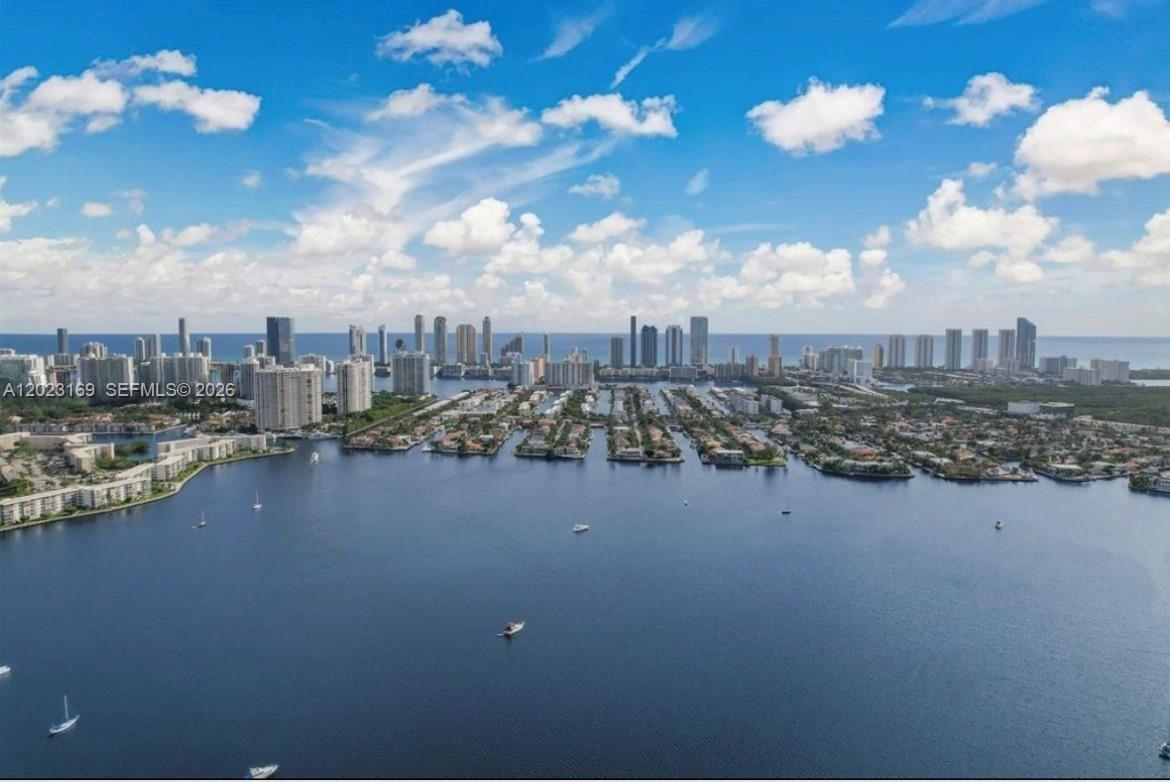 Photo of 17111 Biscayne Blvd #2209, North Miami Beach, Florida, 33160 -
