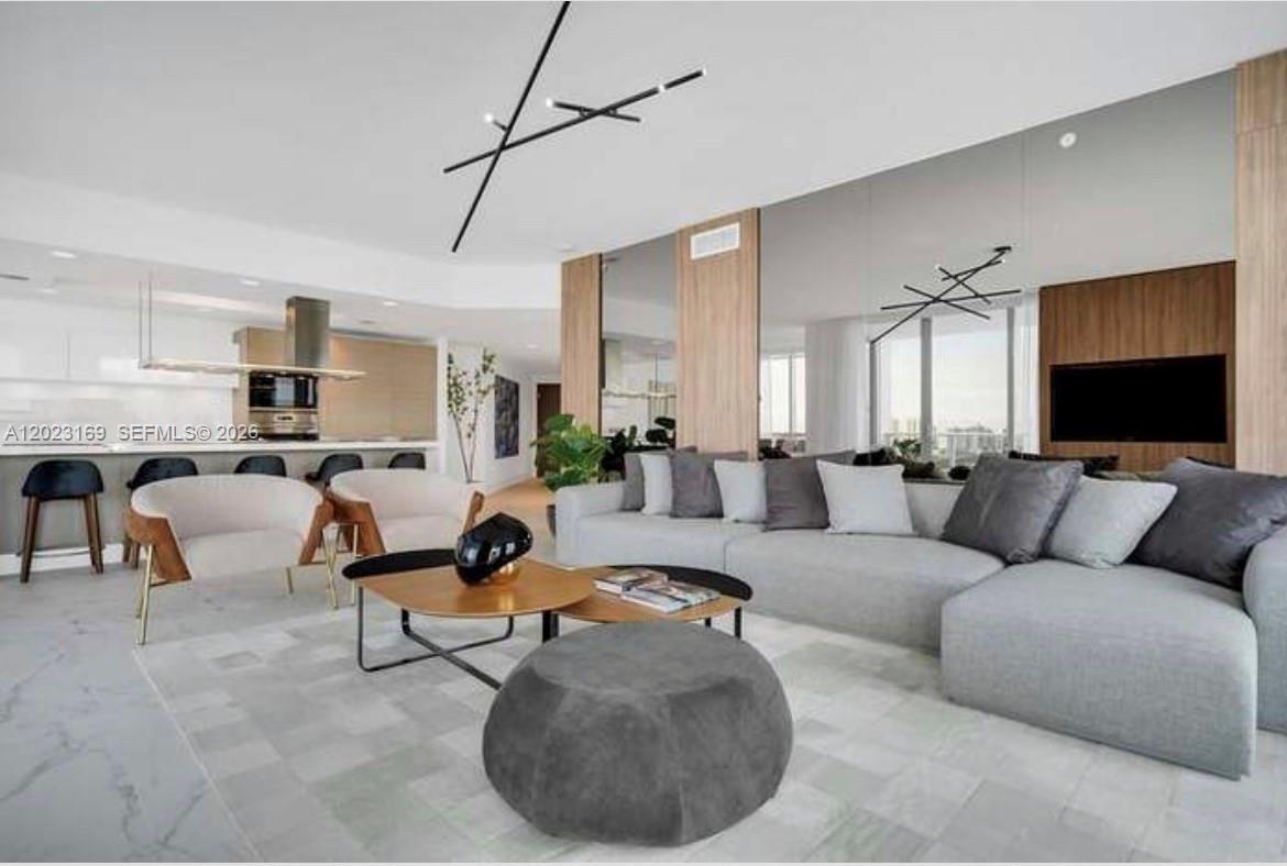 Photo of 17111 Biscayne Blvd #2209, North Miami Beach, Florida, 33160 -