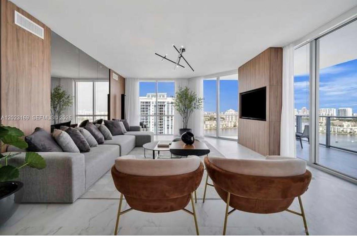 Photo of 17111 Biscayne Blvd #2209, North Miami Beach, Florida, 33160 -