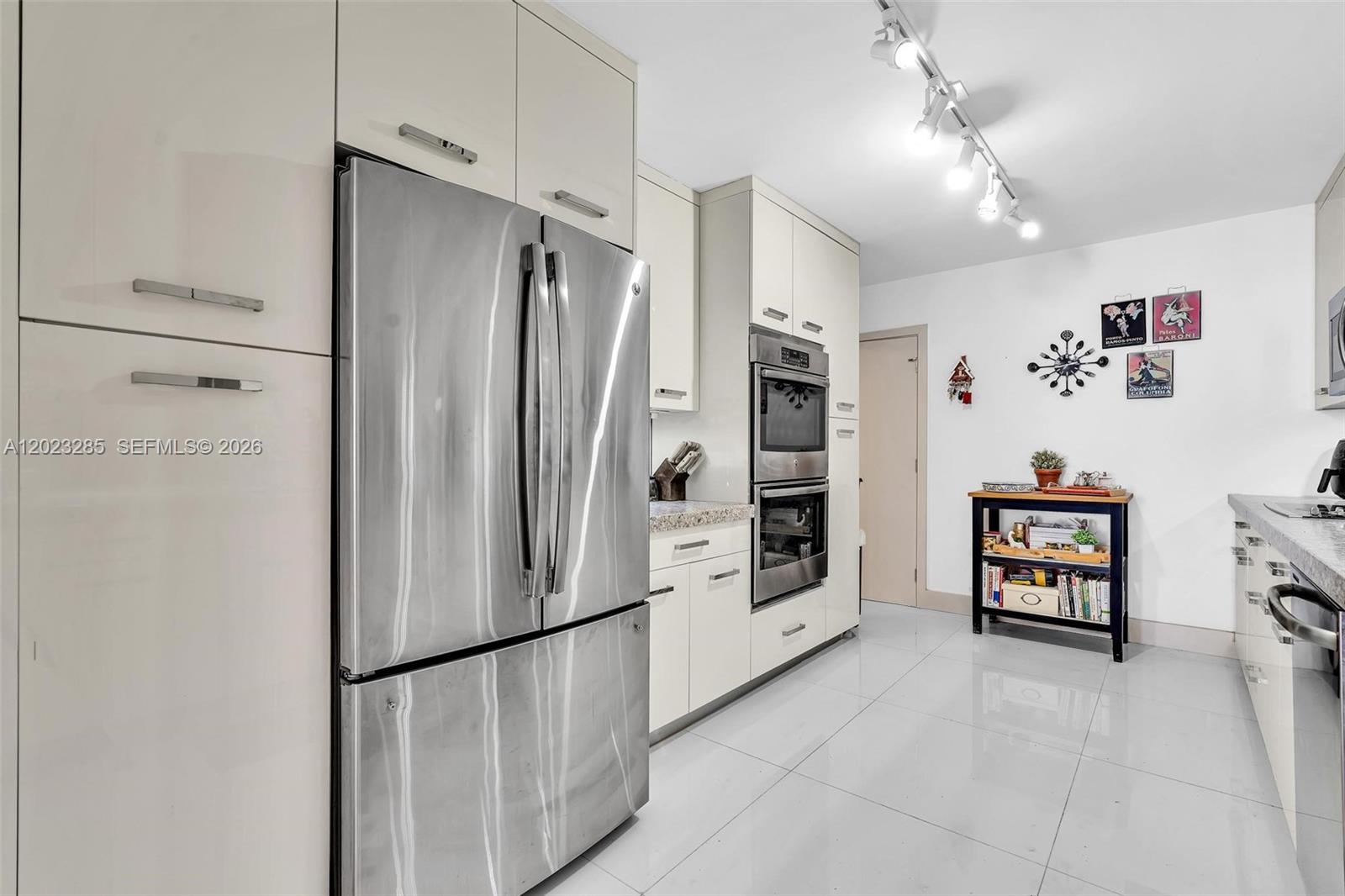 Photo of 2500 Parkview Dr  #1514, Hallandale Beach, Florida, 33009 - 