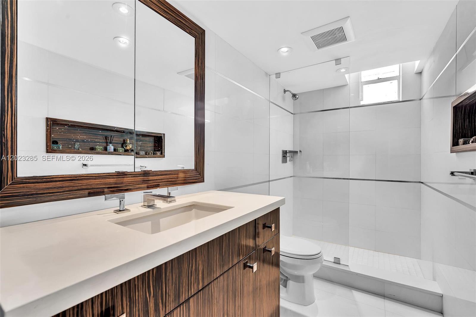 Photo of 2500 Parkview Dr  #1514, Hallandale Beach, Florida, 33009 - 