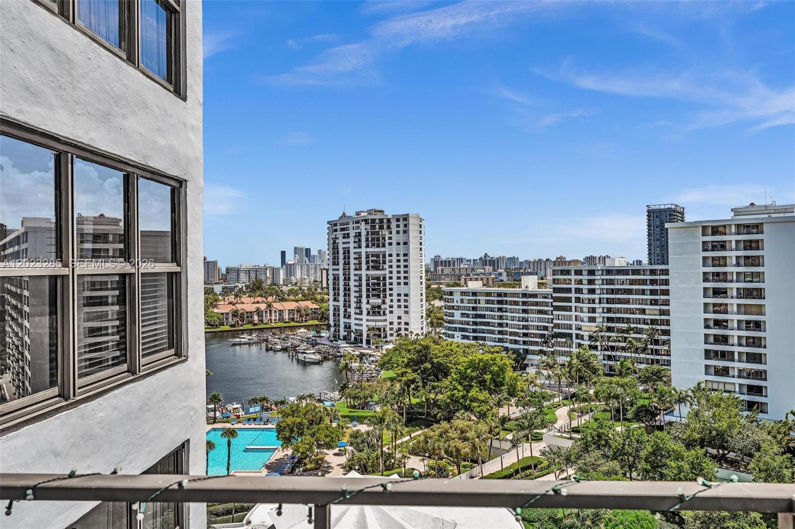 Photo of 2500 Parkview Dr  #1514, Hallandale Beach, Florida, 33009 - View South