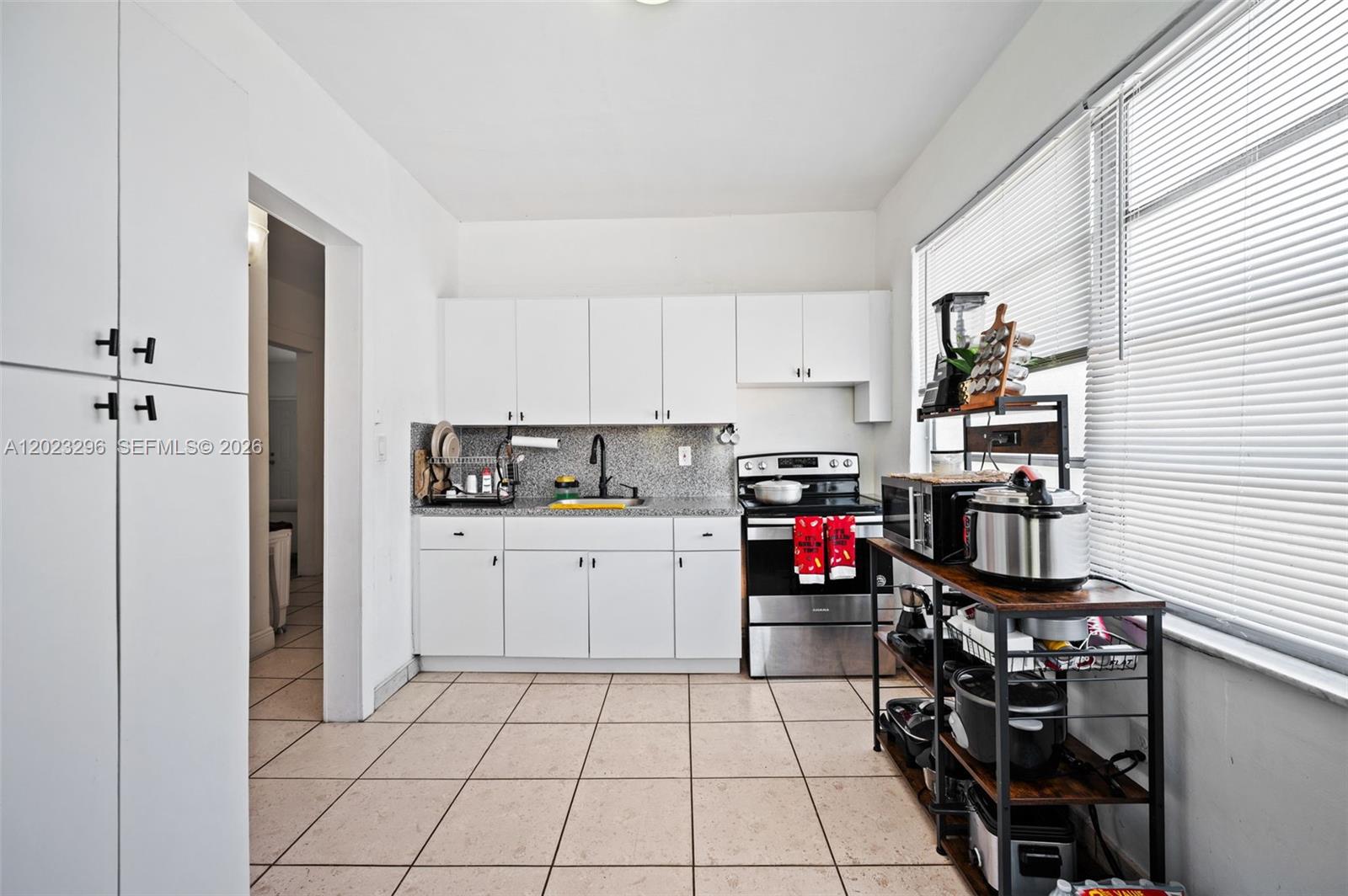 See details / 5294 sq. ft. $ 2026-06-04 0 Photo