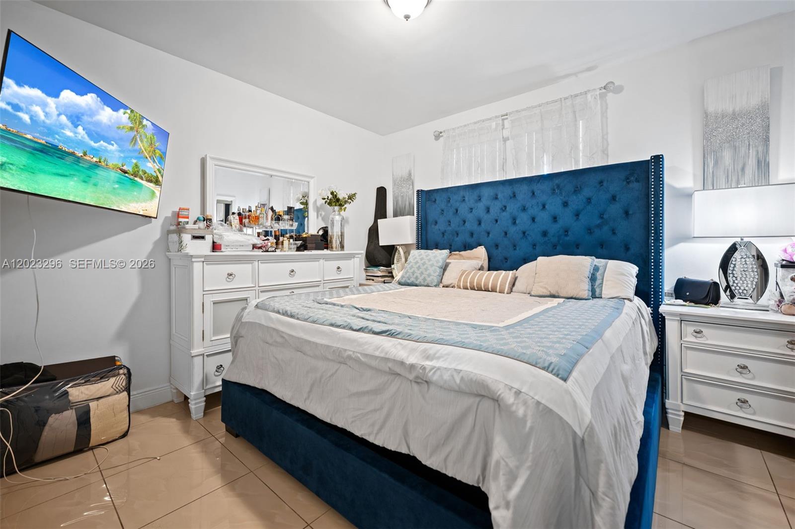 See details / 5294 sq. ft. $ 2026-06-04 0 Photo