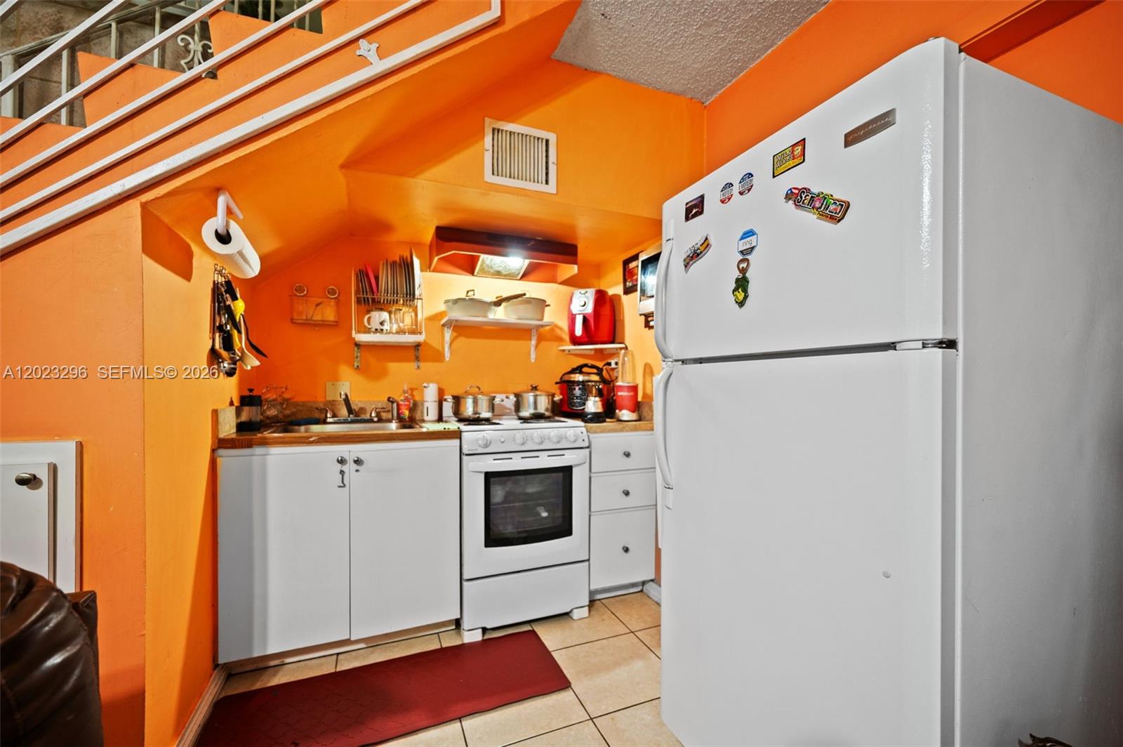 See details / 5294 sq. ft. $ 2026-06-04 0 Photo