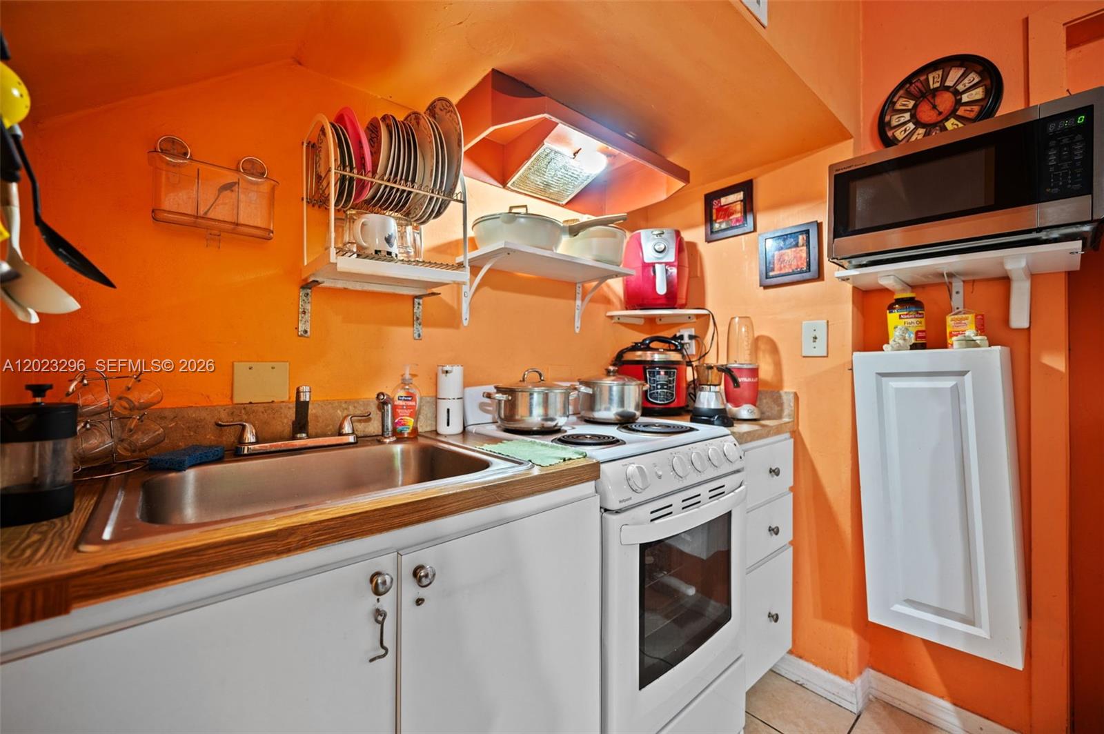 See details / 5294 sq. ft. $ 2026-06-04 0 Photo