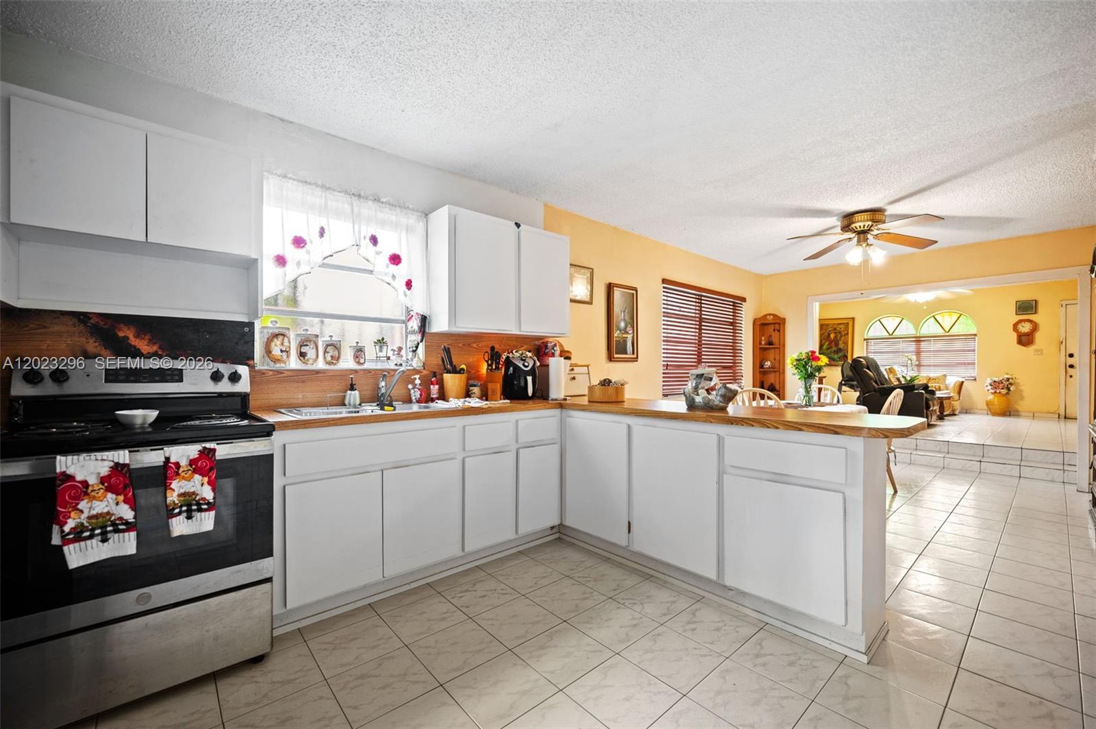 See details / 5294 sq. ft. $ 2026-06-04 0 Photo