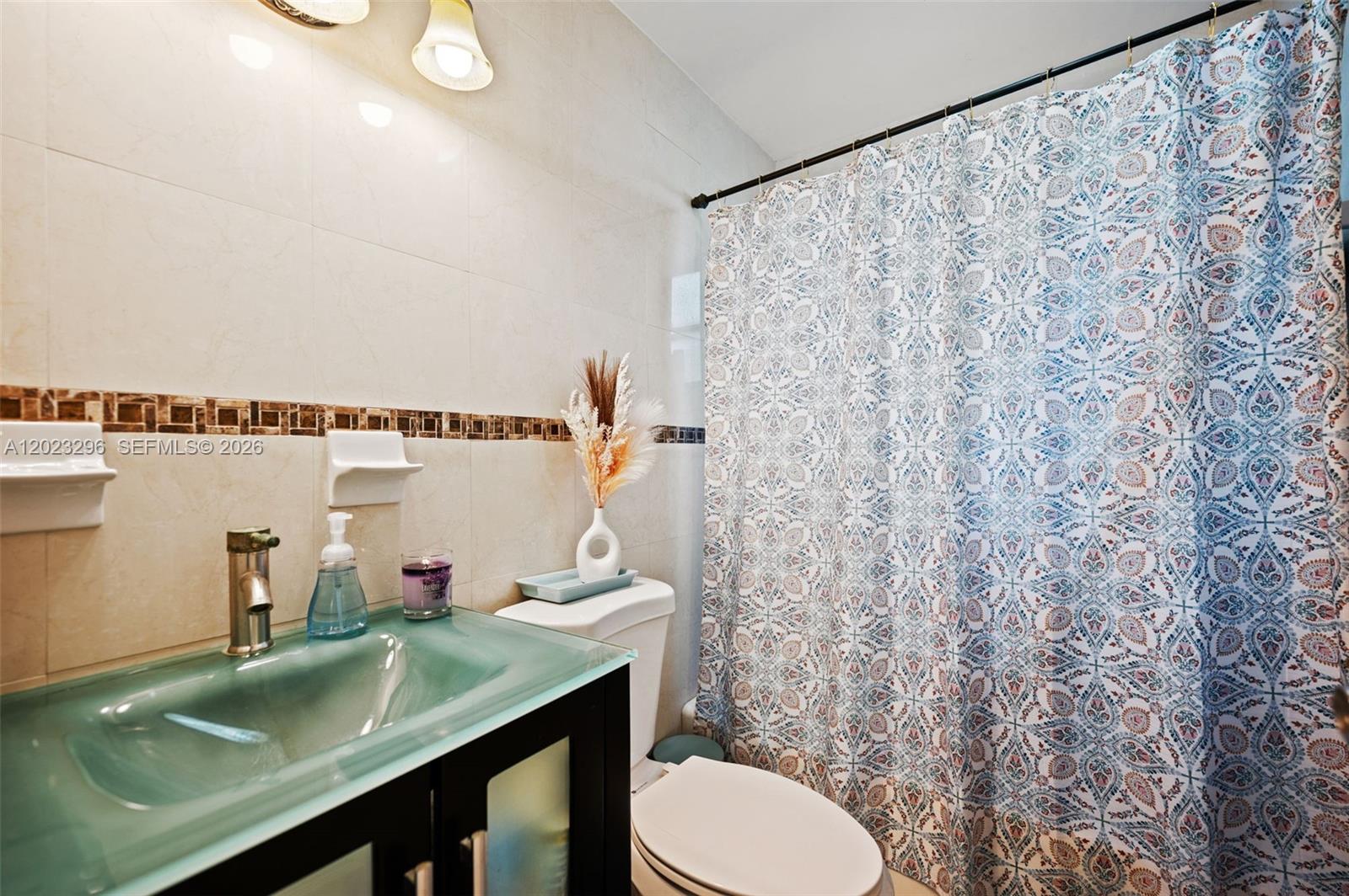 See details / 5294 sq. ft. $ 2026-06-04 0 Photo