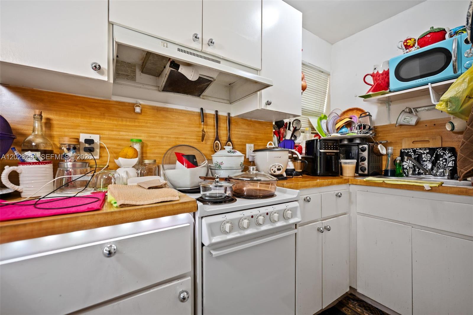 See details / 5294 sq. ft. $ 2026-06-04 0 Photo