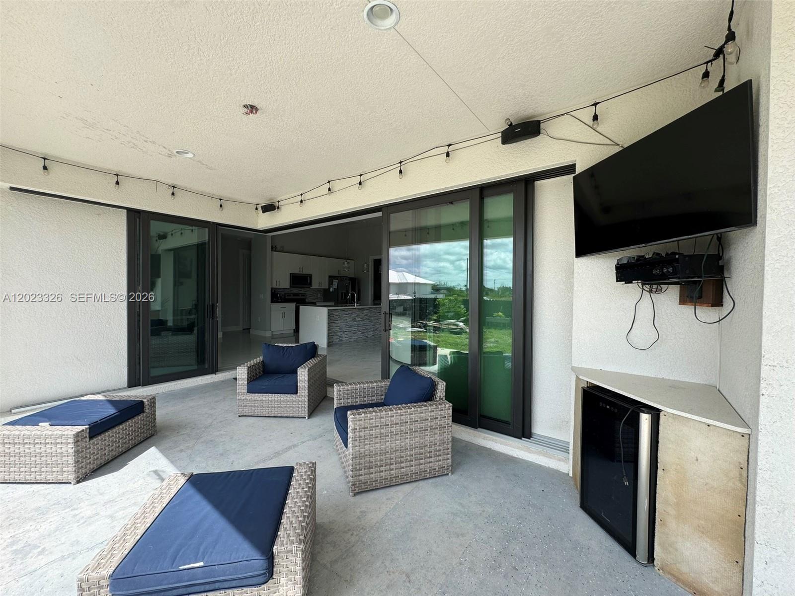 Ver detalles 113 3 / 3 sq. ft. $ 2026-05-21 0 foto