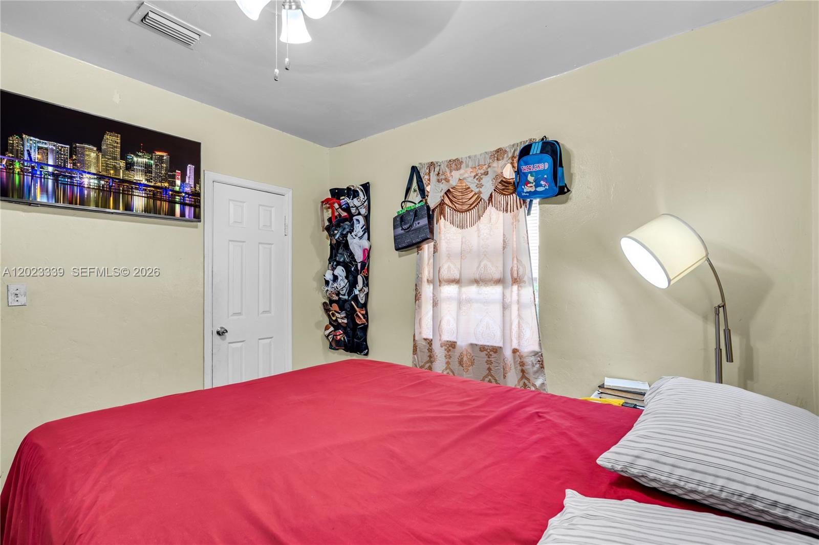 See details / 1957 sq. ft. $ 2026-05-21 0 Photo