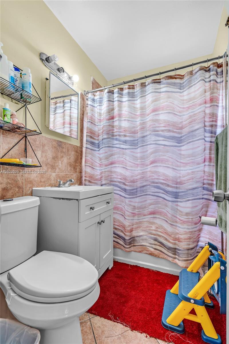 See details / 1957 sq. ft. $ 2026-05-21 0 Photo