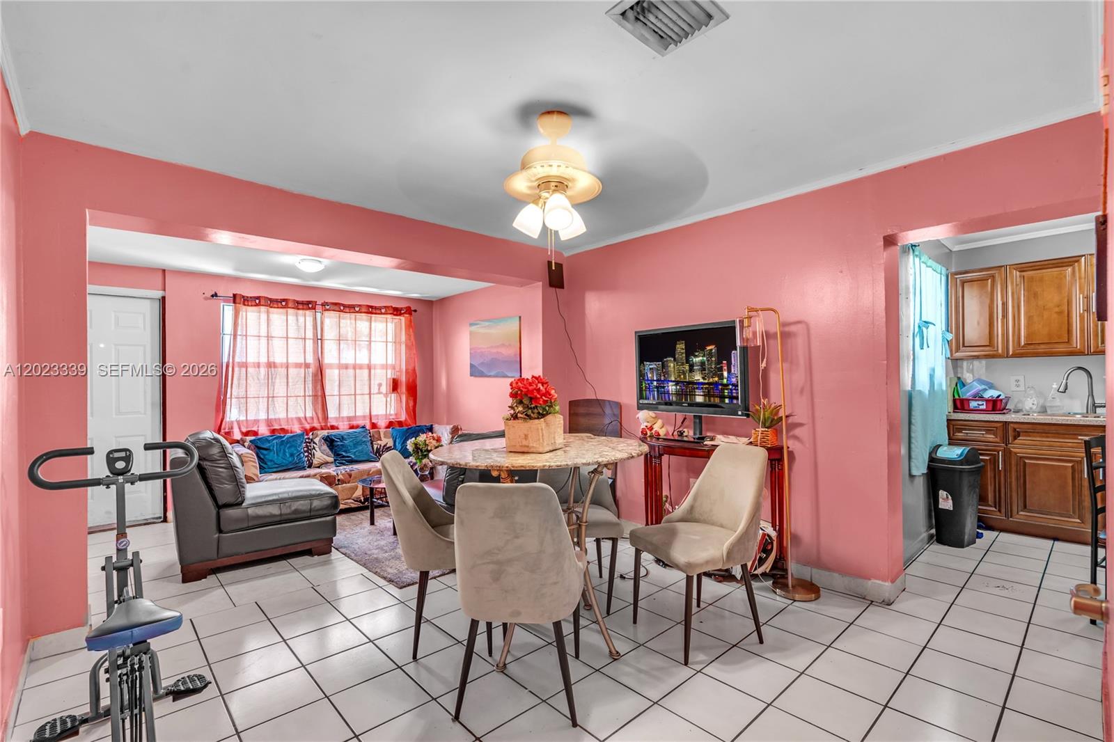 See details / 1957 sq. ft. $ 2026-05-21 0 Photo