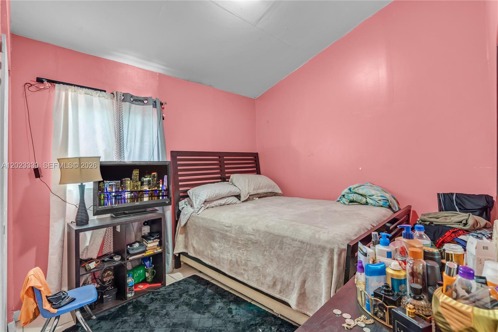 See details / 1957 sq. ft. $ 2026-05-21 0 Photo