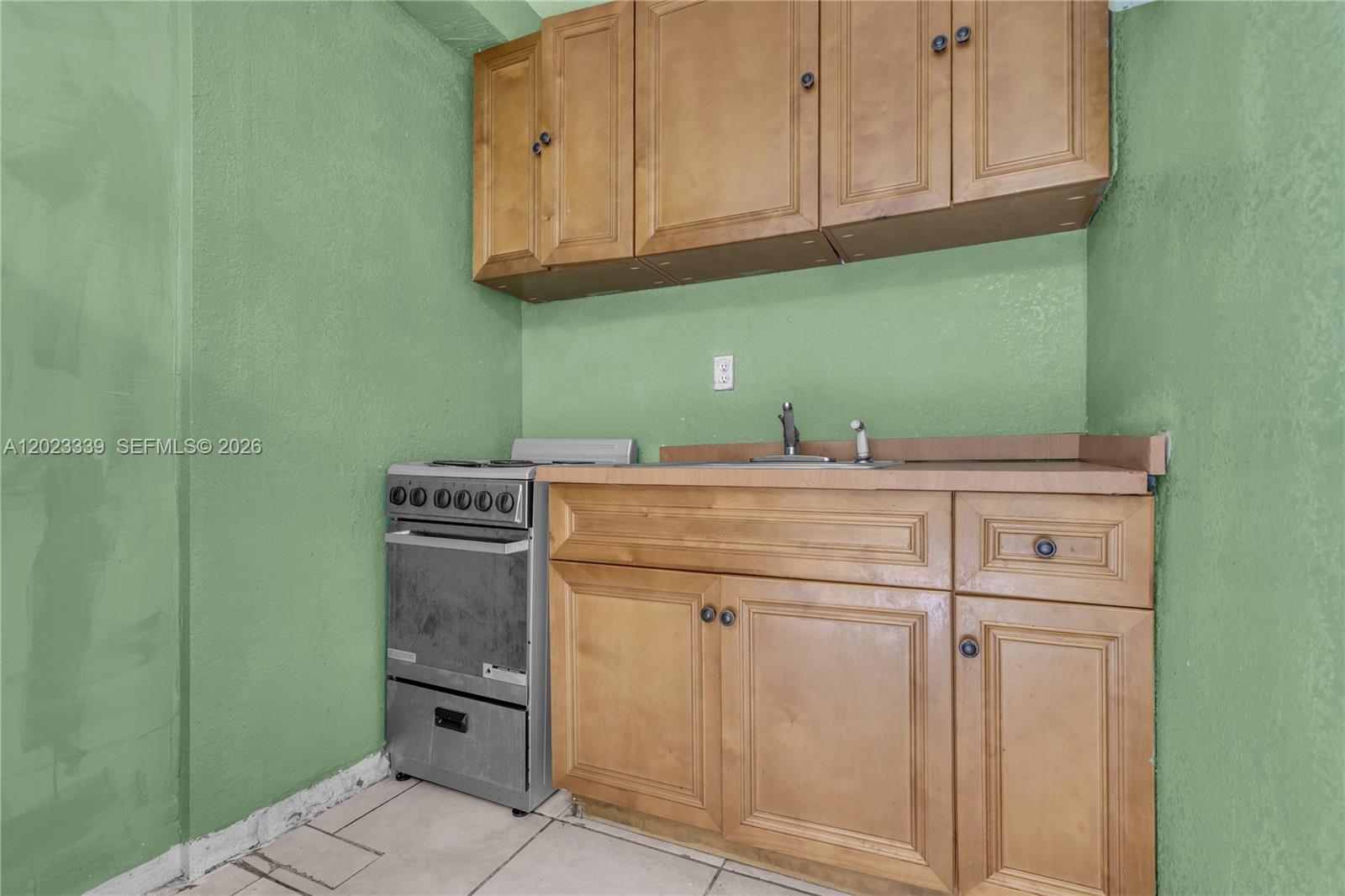 See details / 1957 sq. ft. $ 2026-05-21 0 Photo