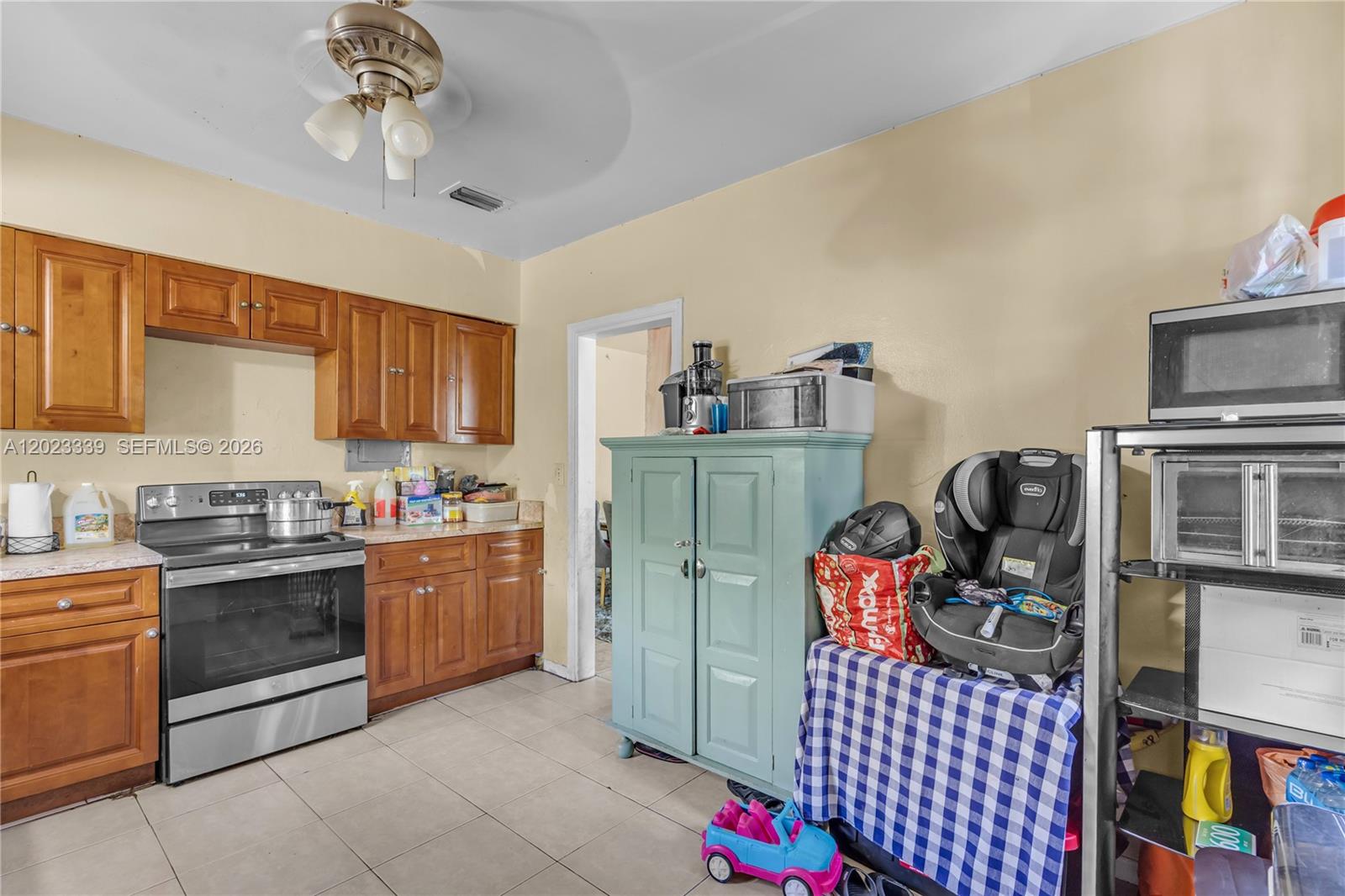 See details / 1957 sq. ft. $ 2026-05-21 0 Photo
