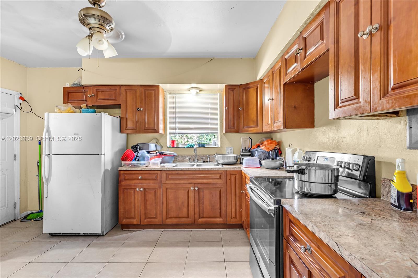 See details / 1957 sq. ft. $ 2026-05-21 0 Photo
